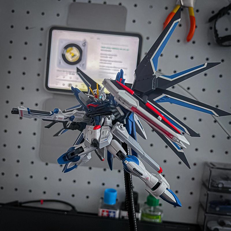 1/144 HG Scale Mecha Plastic M - Bandai Gundam Hg recension och pris
